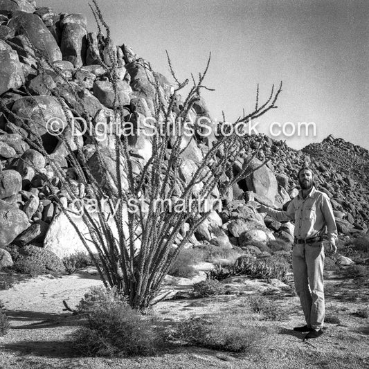Billie Lous In The Desert Analog, Portrait, Men, Black & White