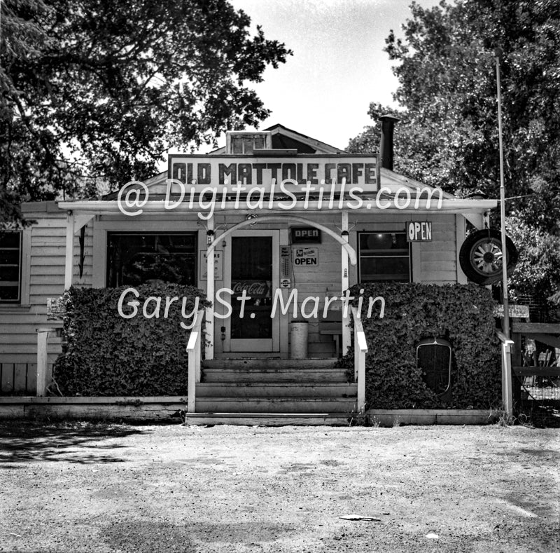 Old Mattel café, Black & White, Oddities