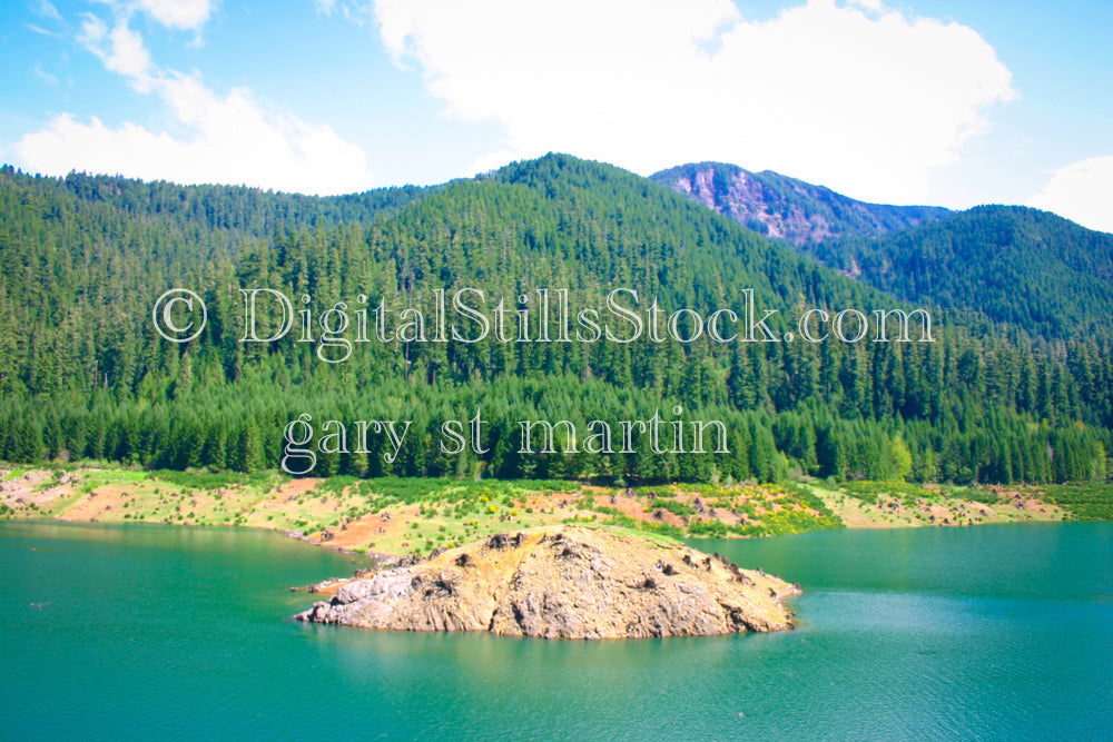 Green Crater Lake Oregon, color, digital