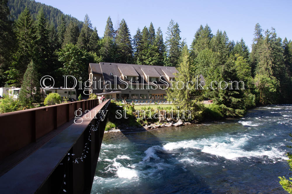 Belknap Hot Springs Lodge Riverview