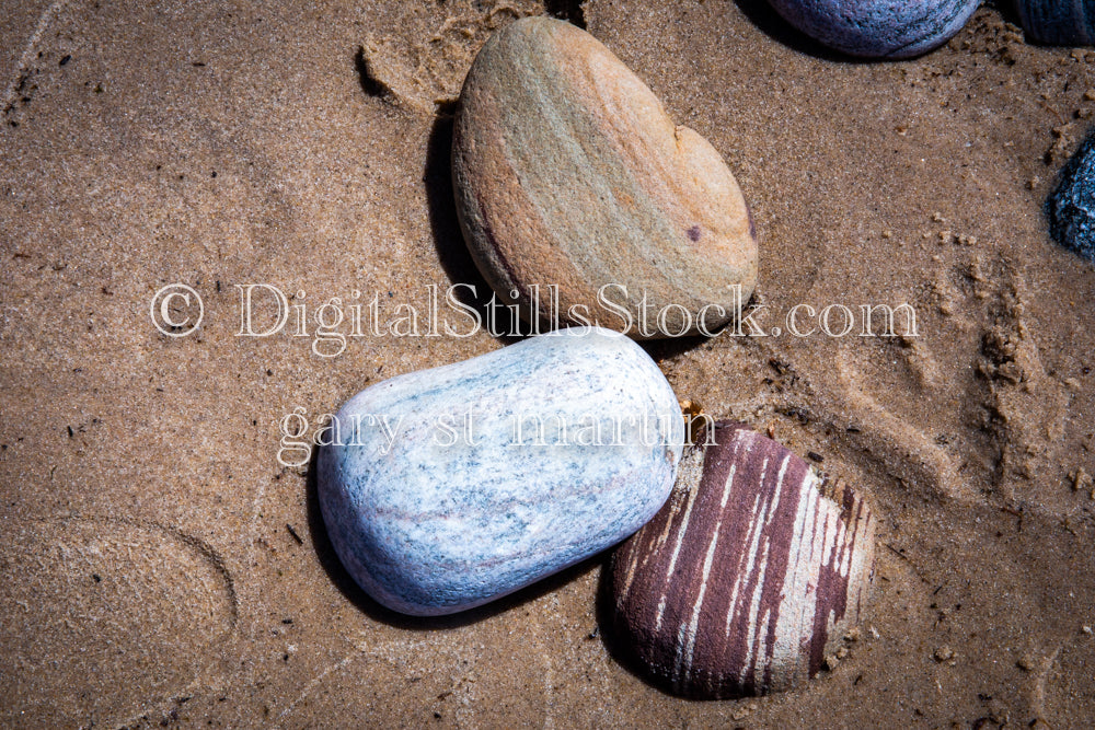 Up close with colorful patterned rocks, digital grand marais