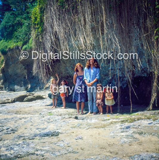 Family Portrait, The Pemberton's along the beach, Laguna Beach, CA, Analog, Color, Portraits, Groups
