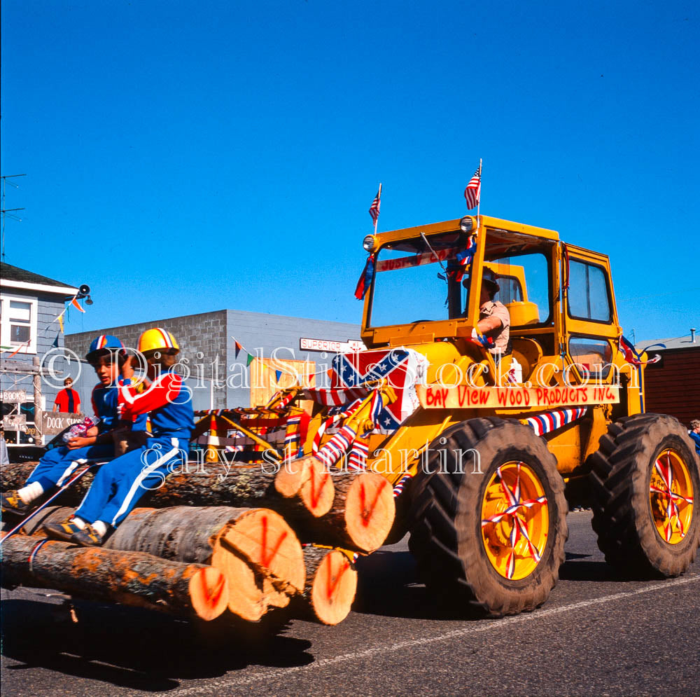 Wood Company 4th of July Tractor, Analog, Color, Michigan