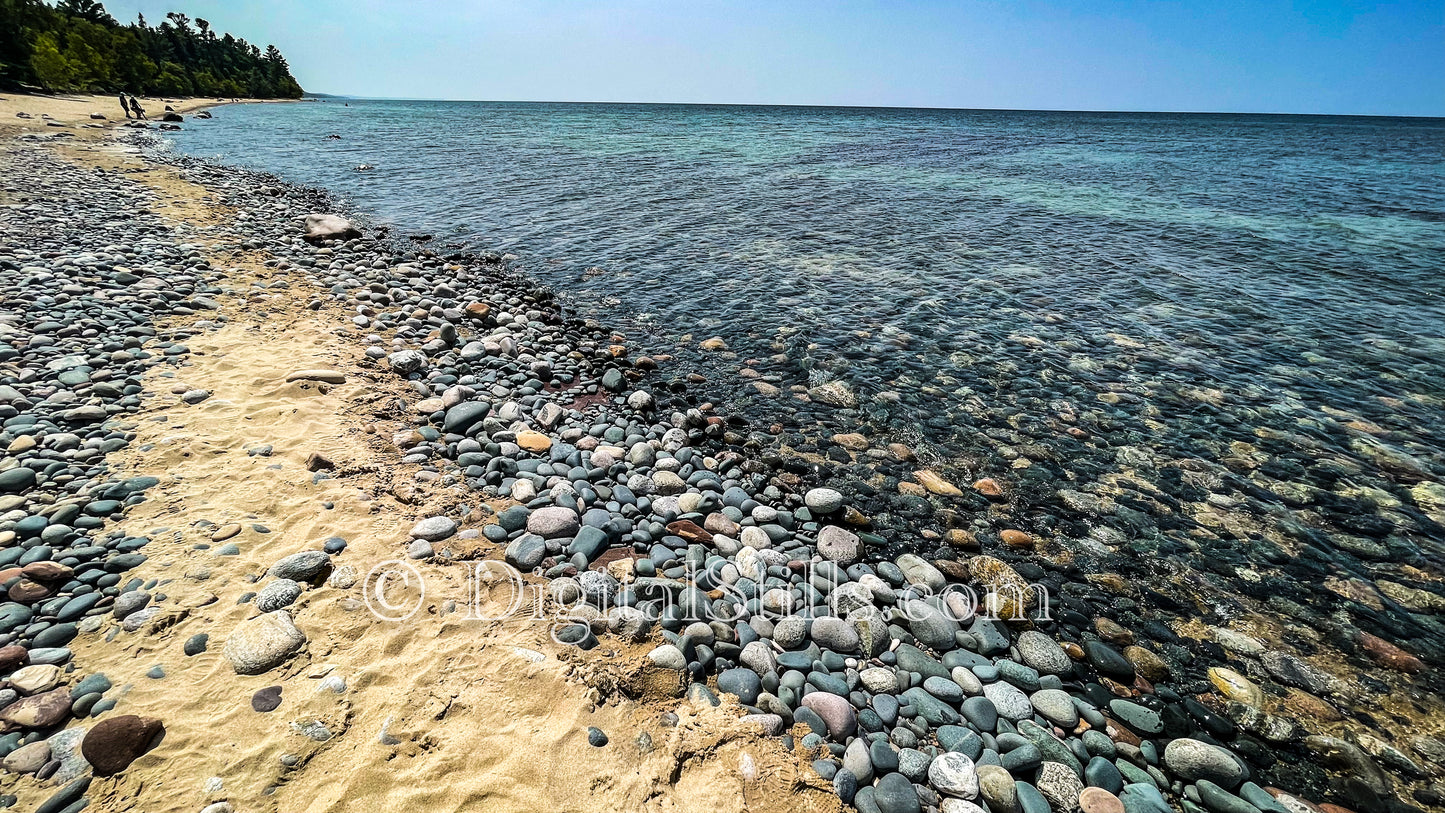 A Path Between the Rocks