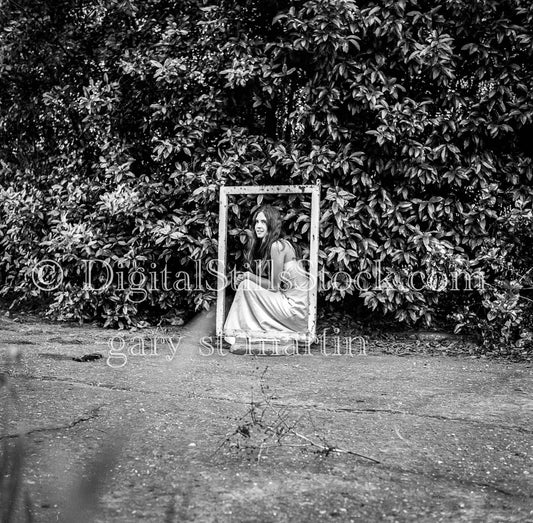 Kristy posing in a Frame, analog black & white, women, portraits