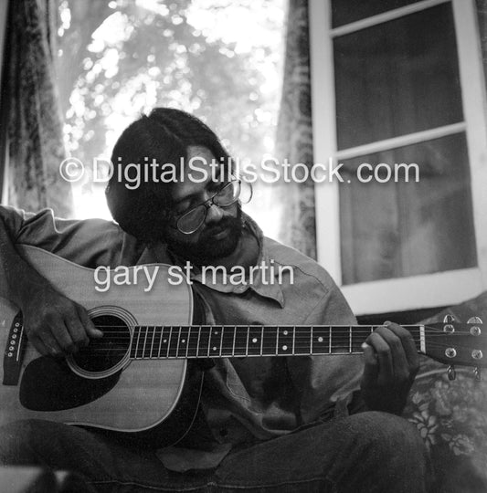 Richard Serrato, Playing The Guitar, Costa Mesa, CA, Analog, Black & White, Portraits, Men