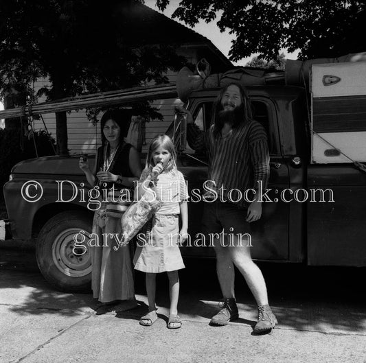 Nancy, Anna and Bryce by Car Analog, Portrait, Group, B & W