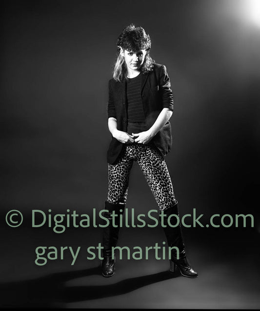 Elaine, Full View, Looking Forward, analog, black and white, clubland
