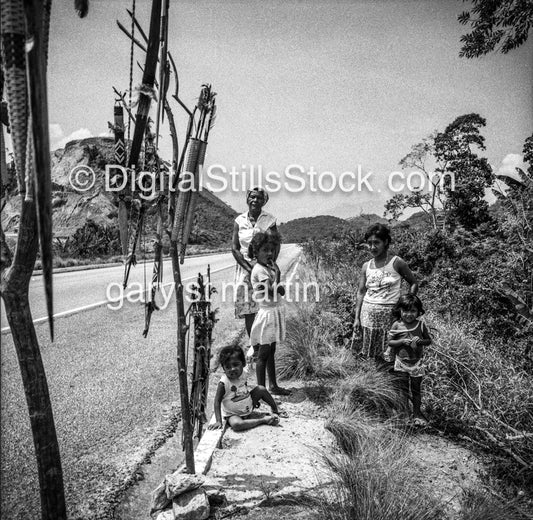 mother and children Brazil