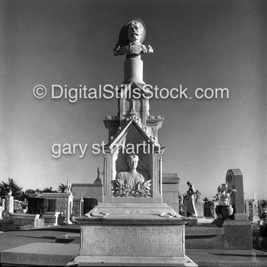 Graveyard statue the Bay Area, Black & White, Oddities
