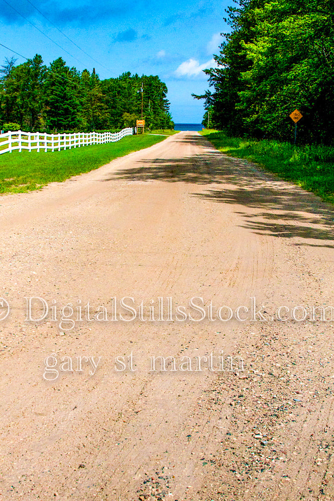 Walking Down the Dirt Road, digital Grand Marais