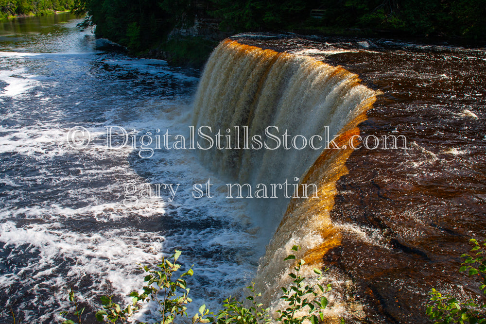 Close up view of the side of Tahquamenon Falls, digital Tahquamenon Falls