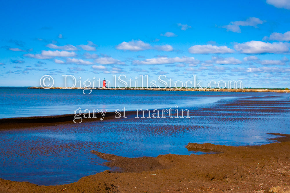 Marinette Lighthouse from very far, digital Marinette Lighthouse