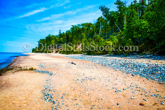 On the shore between land and sea, digital Grand Marais