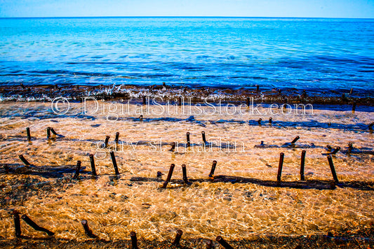 Nails coming up from the shipwreck in the water, digital Grand marais