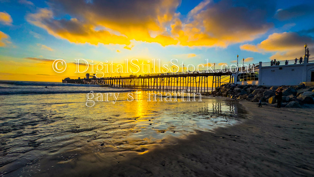 Wide View of the Oceanside Pier, digital oceanside pier