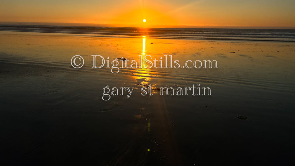 Shiny sunset reflection, digital sunset