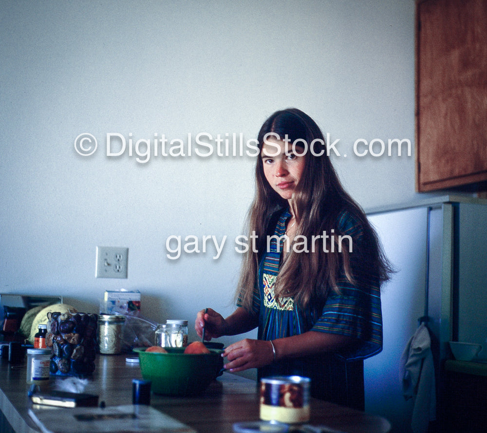 Wide View, Carolyn Cavalier, in the kitchen, CA, Analog, Color, People, Women