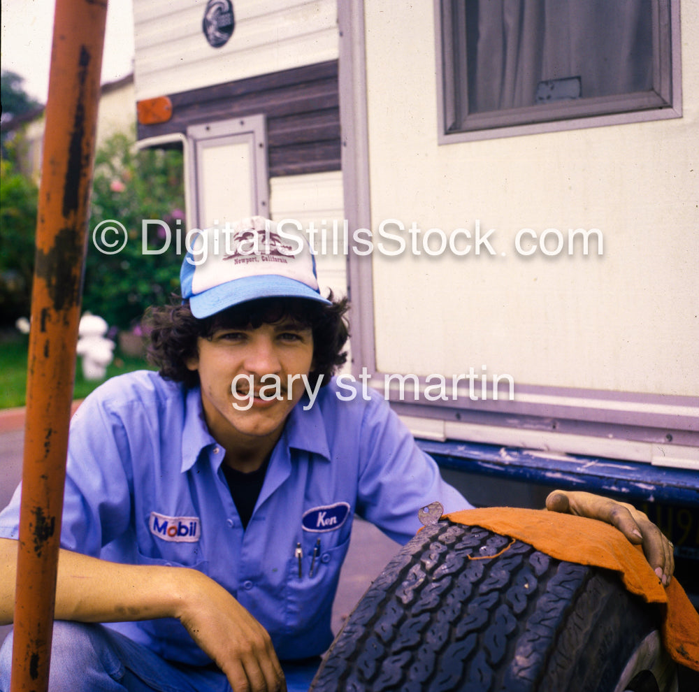 Change the Tire, There's a key in it, analog, color, portraits, men
