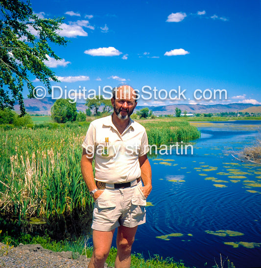 Ralph Opp,  looking for Eagles, Oregon Department of Fish & Wildlife, Klamath Falls, analog, color, portraits, men