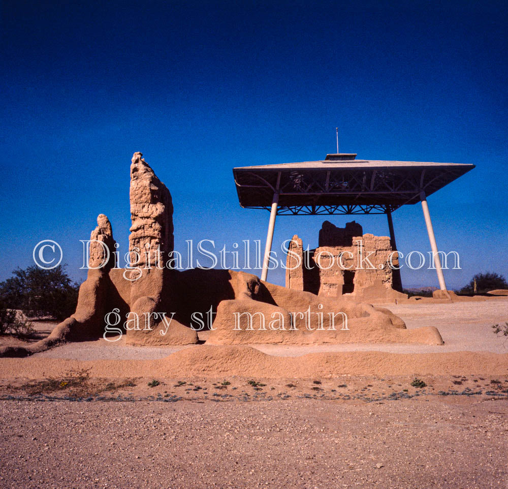 Casa Grande under Olmsted shelter, Arizona, analog